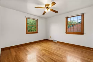 4358 E Brightview Ave, Pittsburgh, PA 15227 - Photo 10