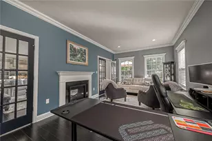 410 Hill Top, Adams Township, PA 16046 - Photo 10