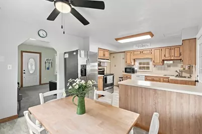 619 Aylesworth Ave, Bridgeville, PA 15017 - Photo 10