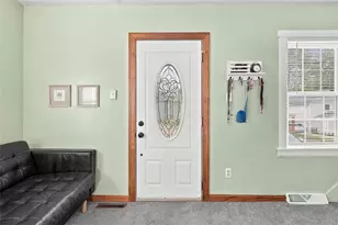 619 Aylesworth Ave, Bridgeville, PA 15017 - Photo 6