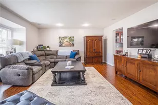 502 Garden Way, Pine Township, PA 15090 - Photo 2