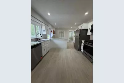 306 Valley Dr, Rochester, PA 15074 - Photo 6