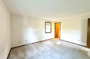 171 Oakdale Dr, Zelienople, PA 16063 - Photo 22