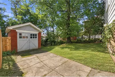 5912 Phillips Ave, Pittsburgh, PA 15217 - Photo 4
