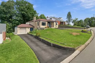 18 Solar Dr, Harmony Township, PA 15003 - Photo 2