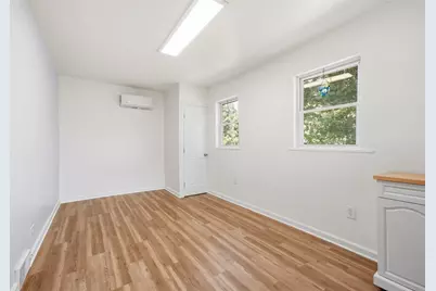 18 Solar Dr, Harmony Township, PA 15003 - Photo 12