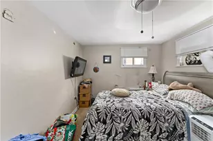 17 Locust St, Etna, PA 15223 - Photo 16