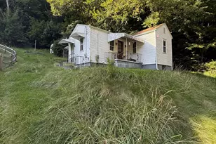 1110 Tevebaugh Hollow Rd, Economy, PA 15042 - Photo 1