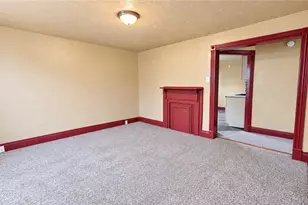 316 Longfellow St, Vandergrift, PA 15690 - Photo 4