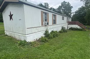 325 W Butler St, Mercer Boro, PA 16137 - Photo 1