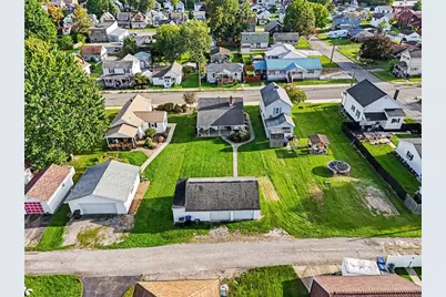 228 Hazel Ave, Ellwood City, PA 16117 - Photo 28