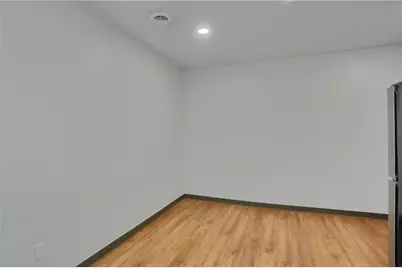 526 Fallowfield Ave, Charleroi Boro, PA 15022 - Photo 6