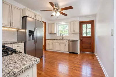 1504 Greentree Rd, Scott Township, PA 15220 - Photo 10