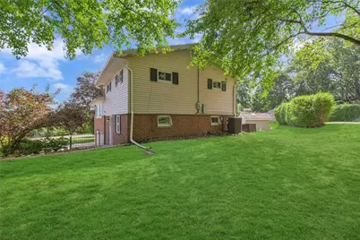 3660 Brodhead, Center Township, PA 15061 - Photo 2