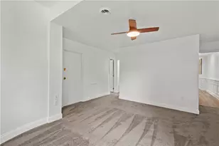 5922 Howe St, Pittsburgh, PA 15232 - Photo 16
