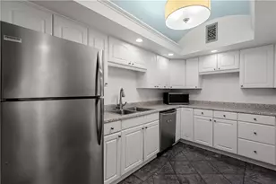 5922 Howe St, Pittsburgh, PA 15232 - Photo 8