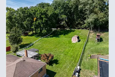 1547 Berryman Ave, South Park, PA 15129 - Photo 32