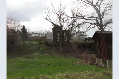 211 Main St, Bentleyville, PA 15314 - Photo 14