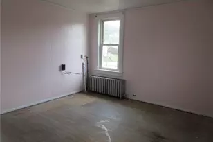 211 Main St, Bentleyville, PA 15314 - Photo 6