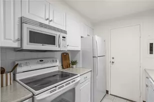 4601 5th, Pittsburgh, PA 15213 - Photo 10
