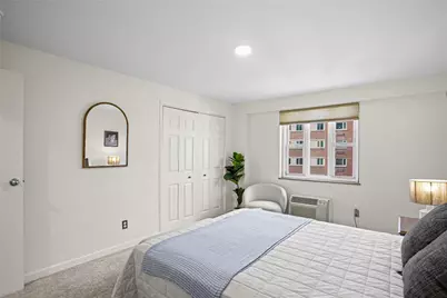 4601 Fifth #525, Pittsburgh, PA 15213 - Photo 16