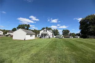 100 Fair St, Carmichaels-Cumberland, PA 15320 - Photo 8