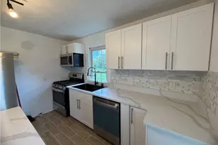 100 Fair St, Carmichaels-Cumberland, PA 15320 - Photo 24