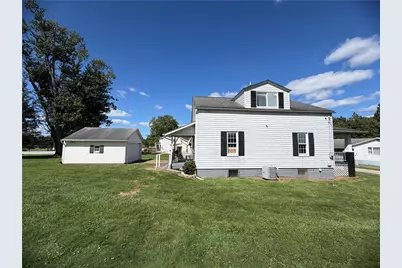 100 Fair Street, Carmichaels-Cumberland, PA 15320 - Photo 4