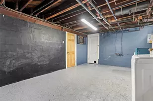 715 Maple St, West Mifflin, PA 15122 - Photo 32