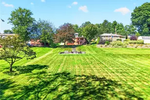 49 Norfolk Dr, Robinson Twp, PA 15108 - Photo 46