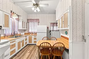 2614 Jenny Lind St, McKeesport, PA 15132 - Photo 8