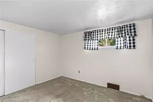 333 Walpole Dr, Pittsburgh, PA 15235 - Photo 22
