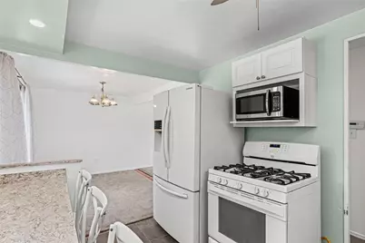 333 Walpole Drive, Pittsburgh, PA 15235 - Photo 16