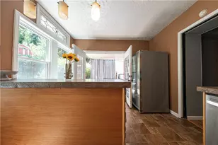 222 E Agnew Ave, Pittsburgh, PA 15210 - Photo 12