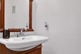 6555 Quaker Dr, South Park, PA 15236 - Photo 24
