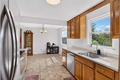 6555 Quaker Dr, South Park, PA 15236 - Photo 18