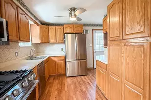 113 Delaware Dr, Twp of But NW, PA 16001 - Photo 12