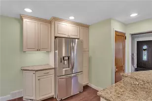 1112 Pemberton St, Pittsburgh, PA 15212 - Photo 12