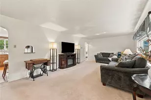 600 Maple St, Jeannette, PA 15644 - Photo 8