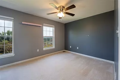 207 Kingsbrooke Dr, Unity Township, PA 15601 - Photo 14