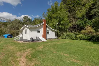 651 Pike Run Drive, California, PA 15427 - Photo 18