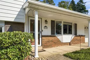 136 Sunrise Dr, Penn Twp, PA 15642 - Photo 2