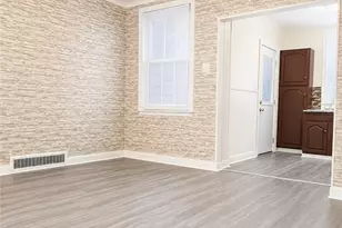 906 Broadway Ave, Stowe Township, PA 15136 - Photo 18