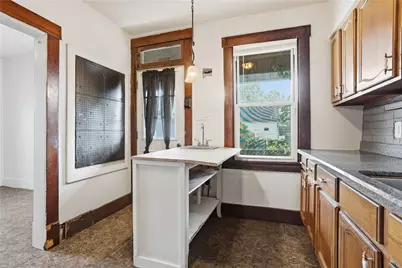 88 Vine St, Ambridge, PA 15003 - Photo 10