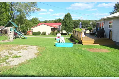 515 Clydesdale Avenue, Ellport Boro, PA 16117 - Photo 24