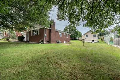 1616 Edgewood Ave, Coraopolis, PA 15108 - Photo 16