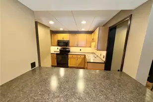 5 1/2 Gallatin Ave, Uniontown, PA 15401 - Photo 4