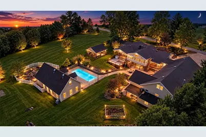 10 Whitetail Dr, Chartiers, PA 15301 - Photo 2