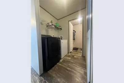 697 Regent Dr, Chartiers, PA 15301 - Photo 12