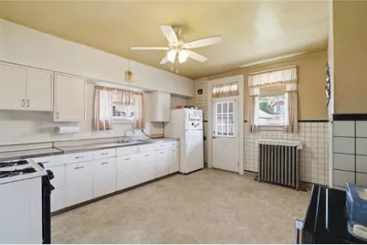 108 7th St, Turtle Creek, PA 15145 - Photo 12